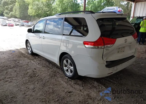 2014 Toyota Sienna Le V6 8 Passenger from USA, damaged, VIN 5TDKK3DC8ES478020